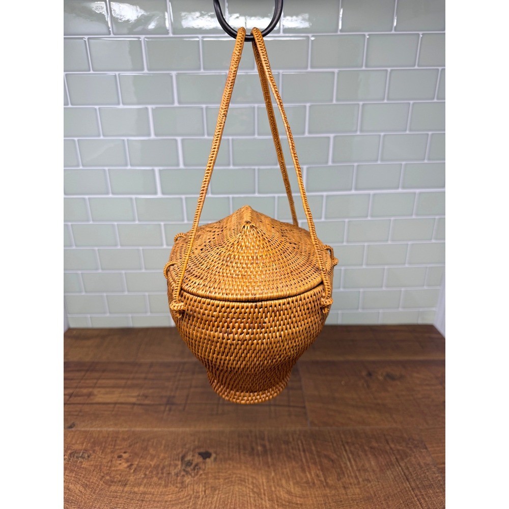 Handwoven Balinese Ata Grass Basket Purse - Vintage-Inspired - Picture 3 of 16